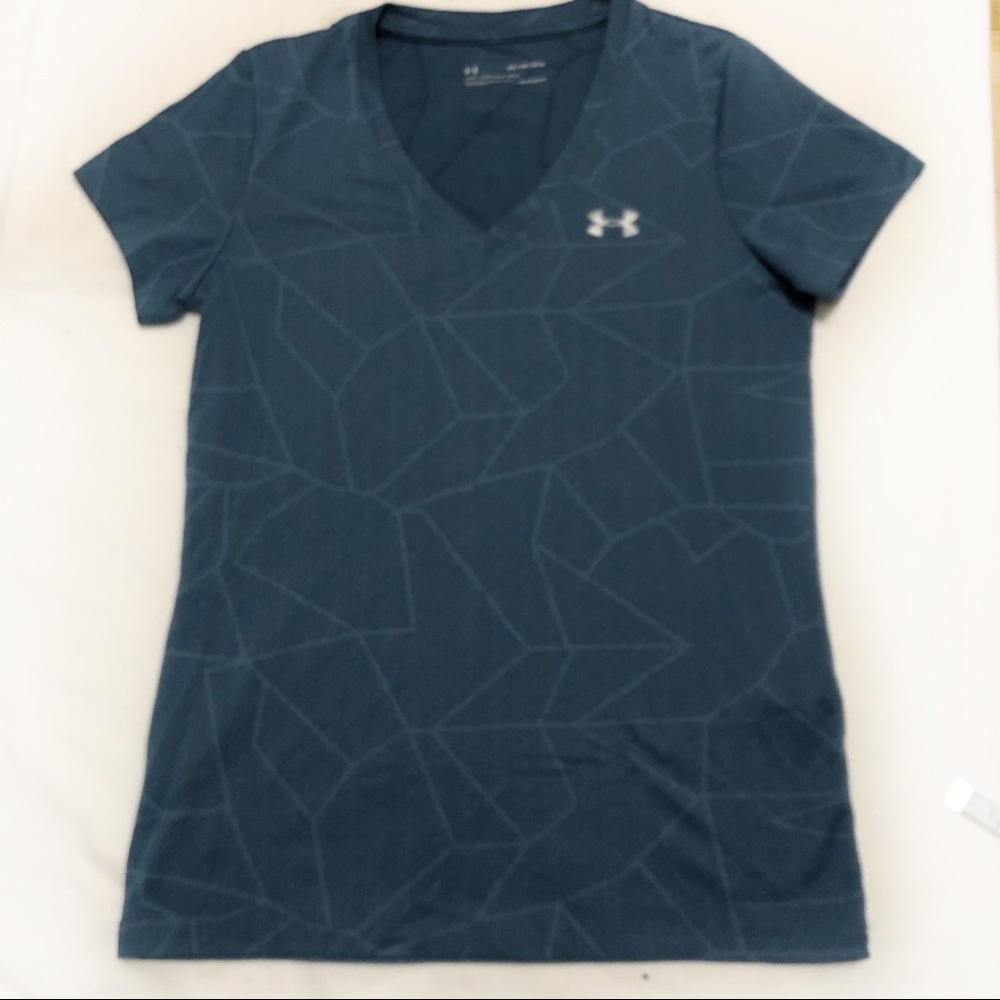UNDER ARMOUR Blue women’s shirt Sz XS